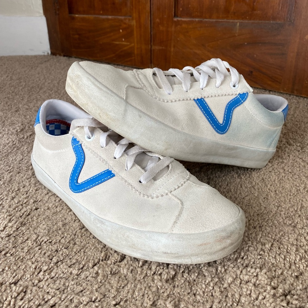 Vans skate shoes